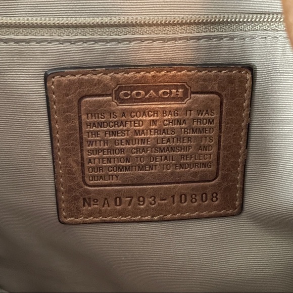 Authentic Coach Shoulder Bag - Picture 3 of 3